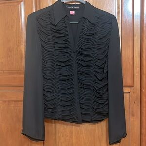 EUC Beautiful Josephine Chaus Black 💯% Silk Ruched pleated Front Blouse